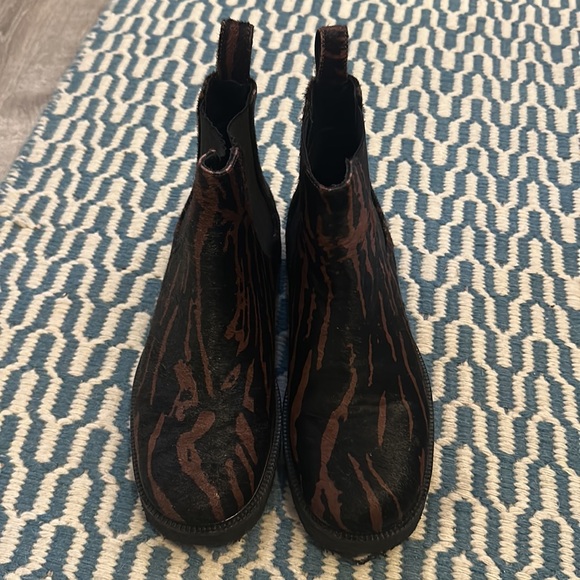 Staud Palamino Animal-Print Fur Chelsea Booties - Picture 3 of 4